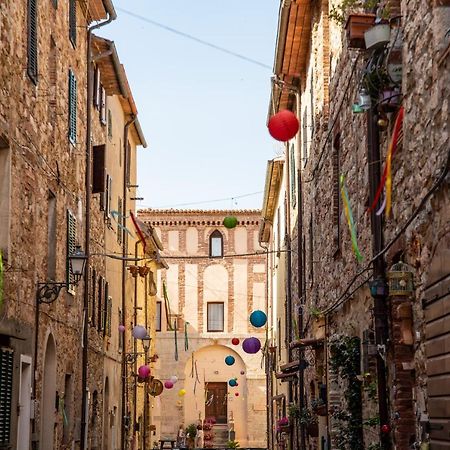 Borgo Di Caldana Accoglienza Turistica Diffusa Bagian luar foto