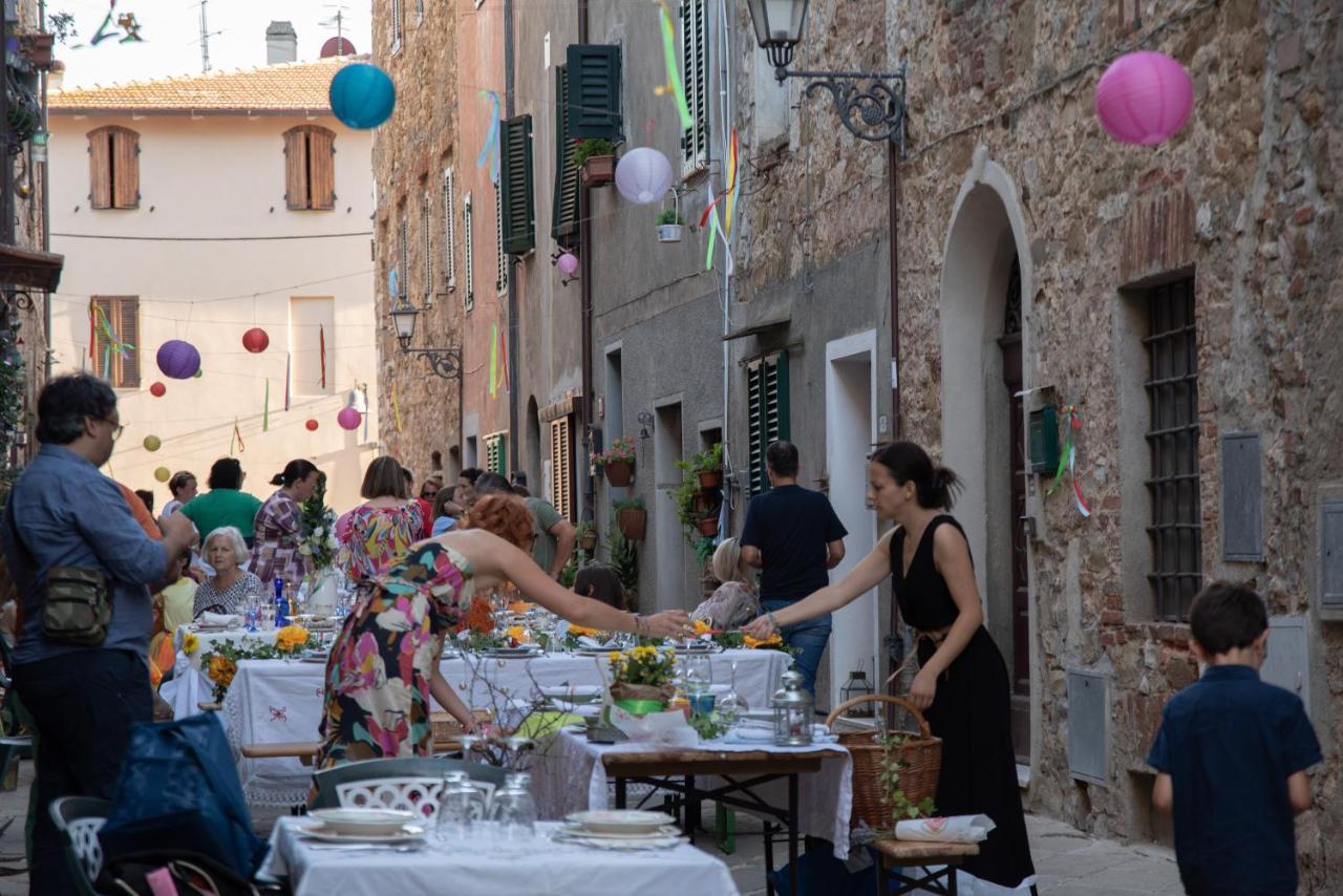 Borgo Di Caldana Accoglienza Turistica Diffusa Bagian luar foto
